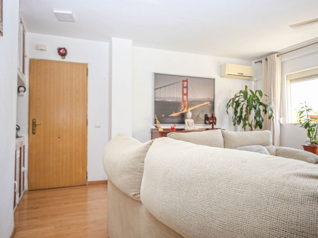 Apartment, Torremolinos, R4416742