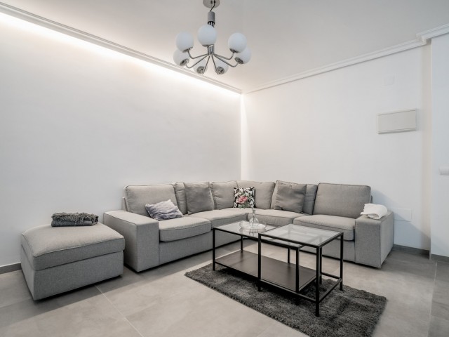 Apartment, Nueva Andalucia, R4624846