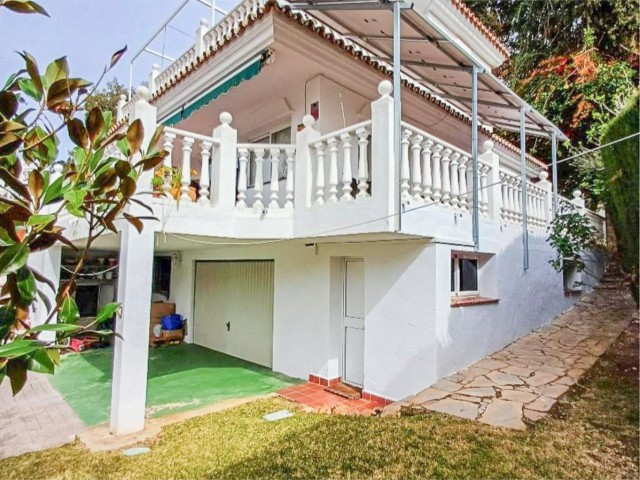 Villa, Calahonda, R4673467