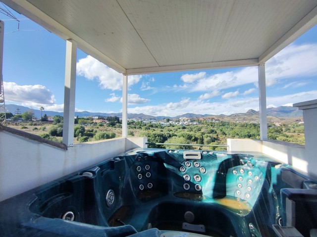 4 Bedrooms Villa in Cancelada