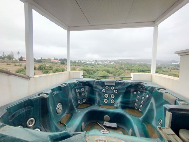 4 Bedrooms Villa in Cancelada