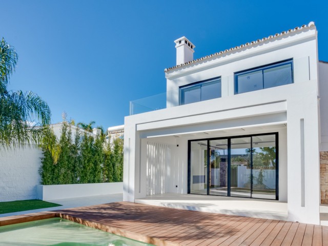 4 Slaapkamer Villa in Costalita