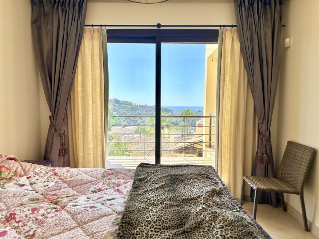 Apartamento con 3 Dormitorios  en Los Arqueros