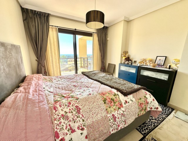 Apartamento con 3 Dormitorios  en Los Arqueros