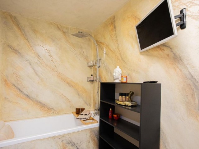 Apartamento con 2 Dormitorios  en Los Flamingos