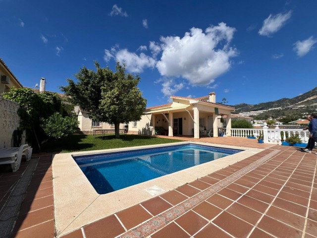 5 Soveroms Villa i Benalmadena