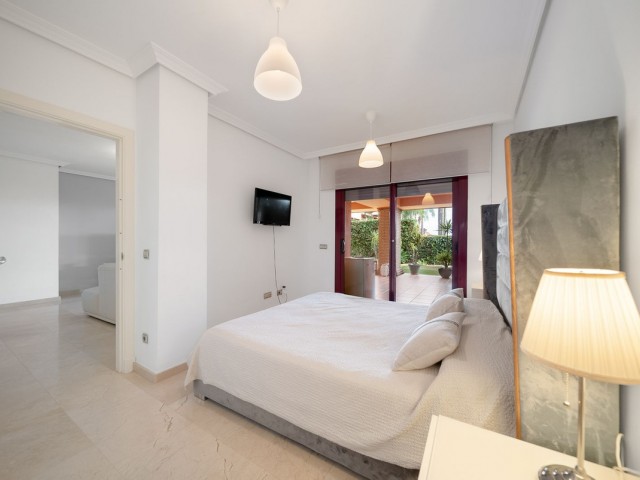 Huoneisto, Casares, R5106124