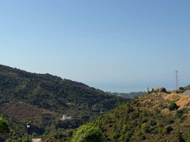 6 Bedrooms Villa in Marbella