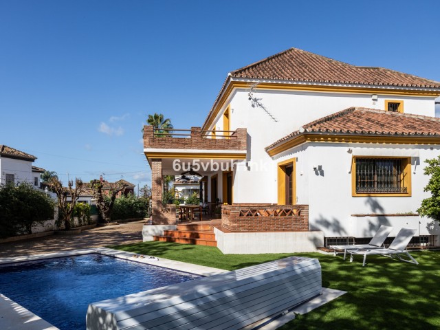 4 Makuuhuoneen Huvila San Pedro de Alcántara