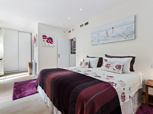 Maison mitoyenne avec 2 Chambres  à Estepona