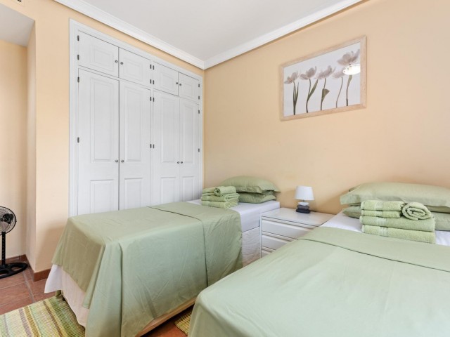 Maison mitoyenne avec 2 Chambres  à Estepona
