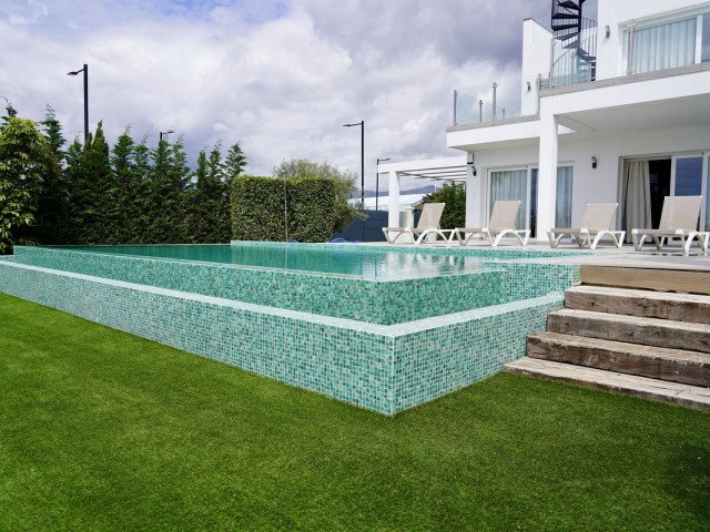 5 Bedrooms Villa in Cancelada