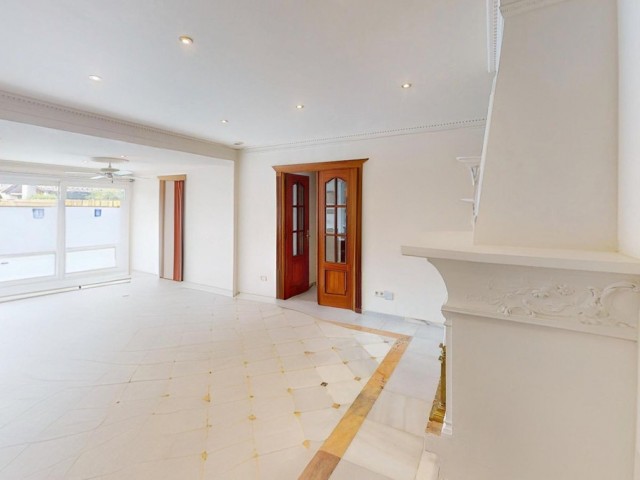 4 Slaapkamer Villa in Costalita