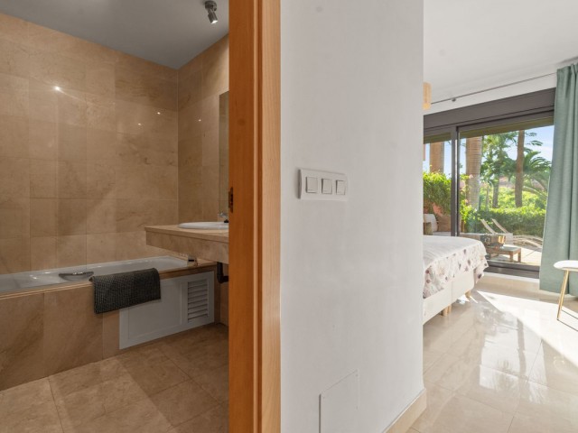 2 Soveroms Leilighet i Estepona