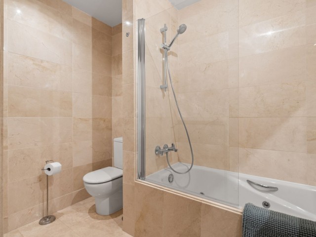 2 Soveroms Leilighet i Estepona