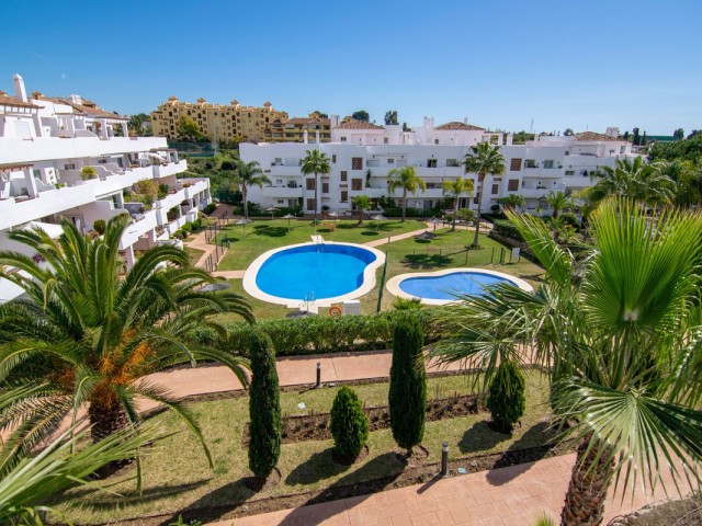 Appartement avec 3 Chambres  à Estepona
