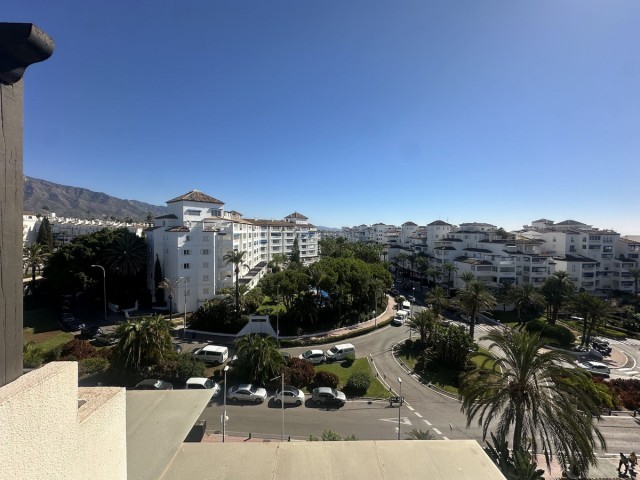 2 Makuuhuoneen Huoneisto Puerto Banús