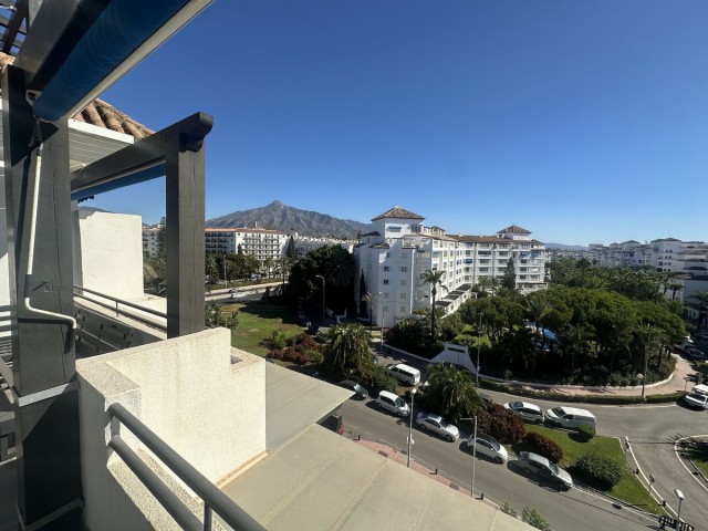 2 Makuuhuoneen Huoneisto Puerto Banús