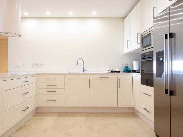 4 Soveroms Leilighet i Marbella