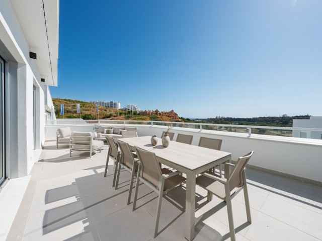 Appartement avec 3 Chambres  à Estepona