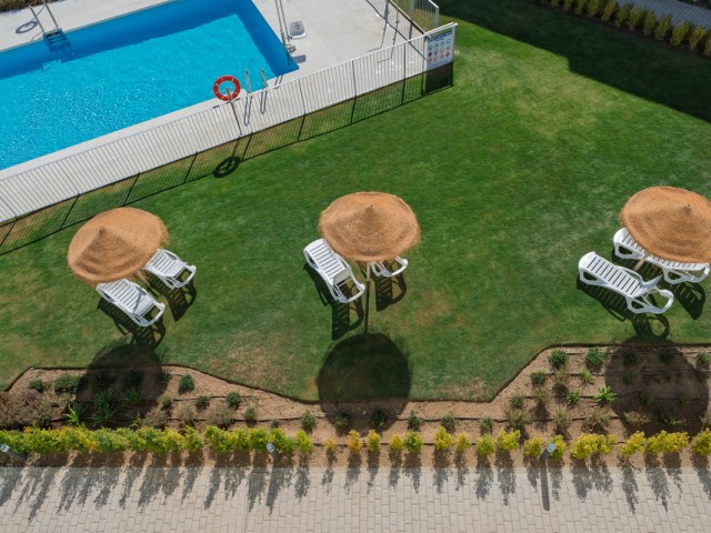 Appartement avec 3 Chambres  à Estepona