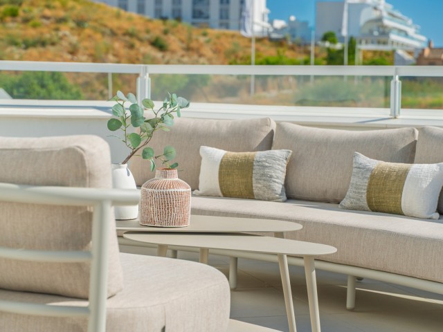 Appartement avec 3 Chambres  à Estepona