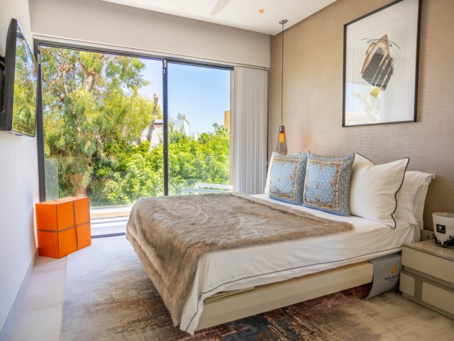 Villa avec 4 Chambres  à Estepona