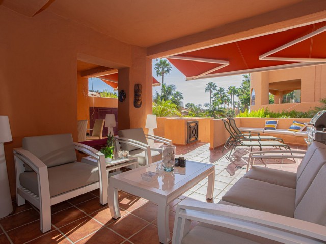 Apartamento con 2 Dormitorios  en Los Flamingos