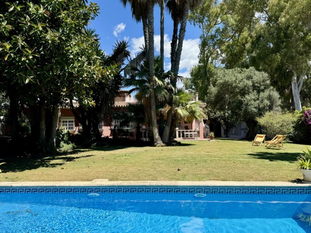 6 Makuuhuoneen Huvila San Pedro de Alcántara