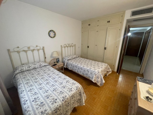 Penthouse avec 4 Chambres  à Estepona