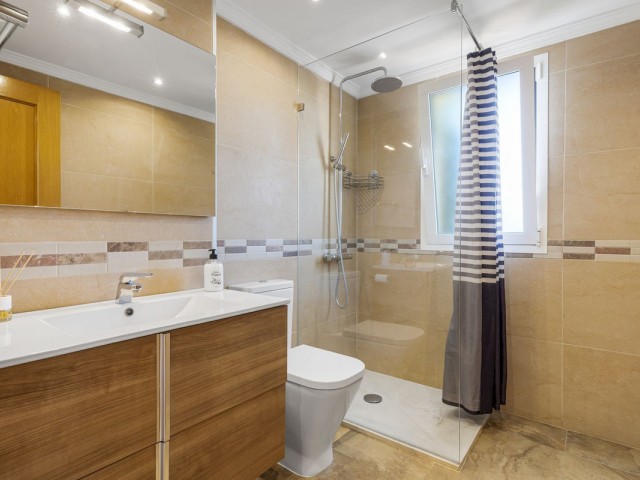 Appartement avec 4 Chambres  à Benalmadena