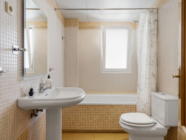 Appartement avec 4 Chambres  à Benalmadena