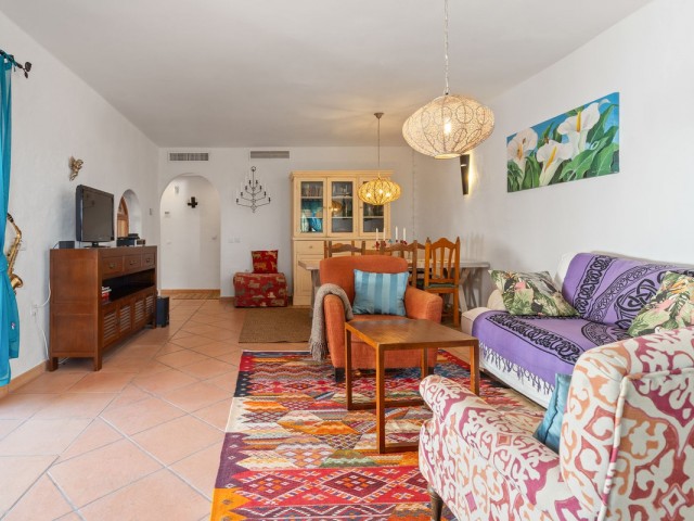 Villa avec 4 Chambres  à Estepona