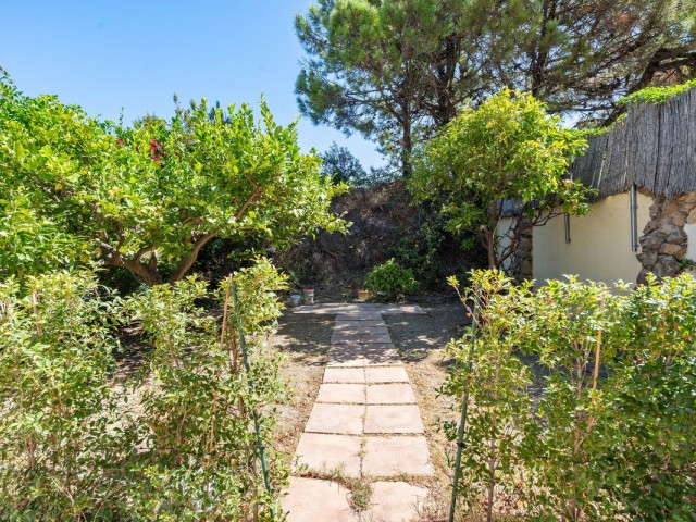Villa avec 4 Chambres  à Estepona