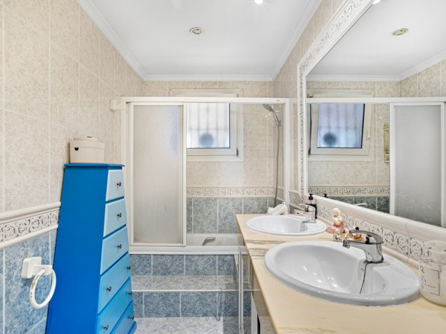 5 Soveroms Villa i Marbella