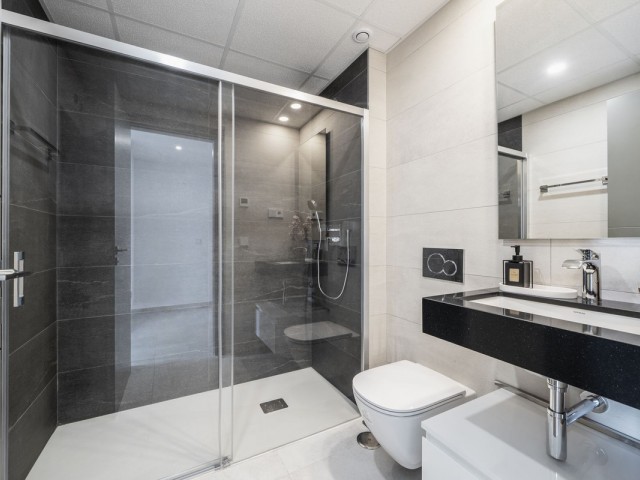 Penthouse avec 3 Chambres  à Estepona