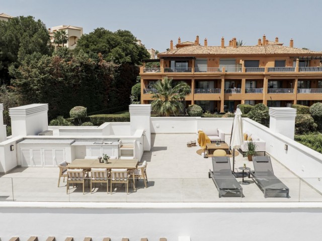 Penthouse avec 3 Chambres  à Estepona