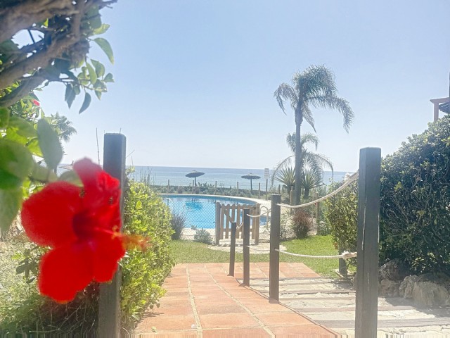 Maison mitoyenne avec 3 Chambres  à Estepona