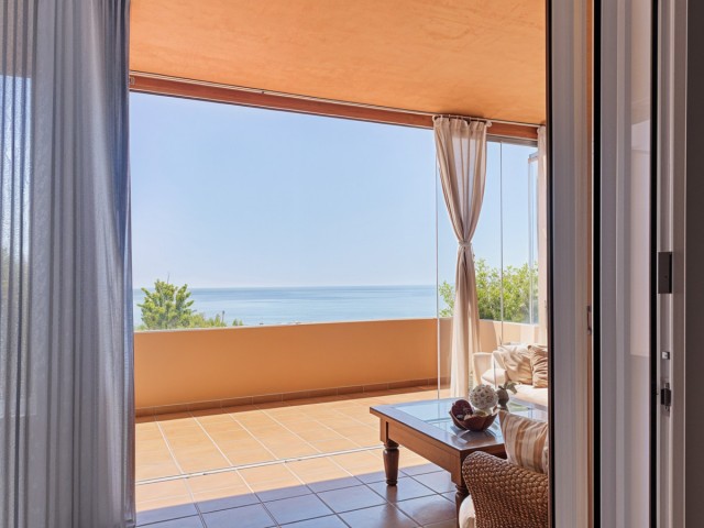 Maison mitoyenne avec 3 Chambres  à Estepona