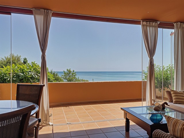 Maison mitoyenne avec 3 Chambres  à Estepona