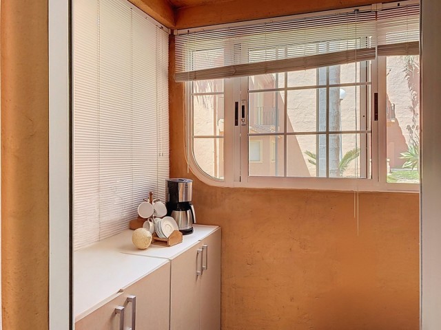 Maison mitoyenne avec 3 Chambres  à Estepona