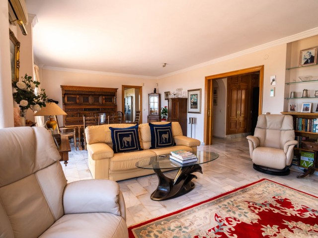 5 Bedrooms Villa in Mijas
