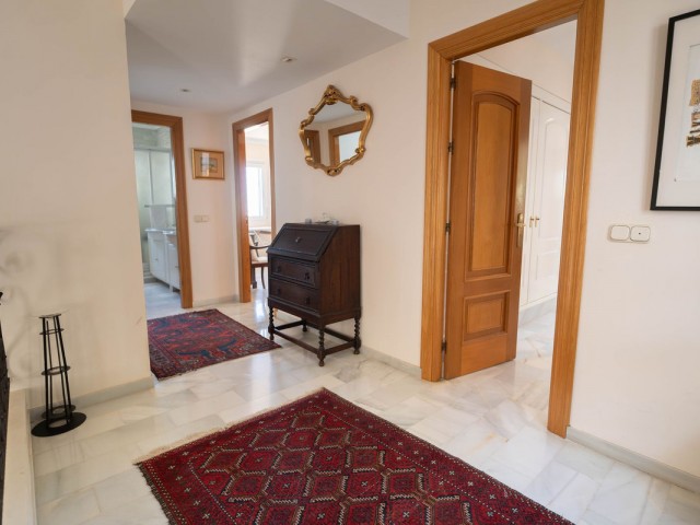 5 Bedrooms Villa in Mijas