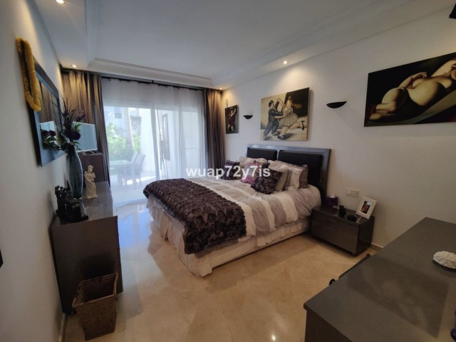2 Makuuhuoneen Huoneisto Puerto Banús