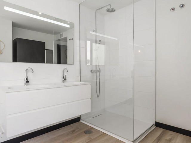 2 Bedrooms Apartment in Mijas
