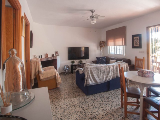 Villa avec 3 Chambres  à Estepona