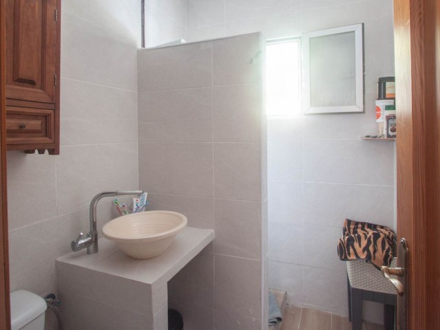 Villa avec 3 Chambres  à Estepona