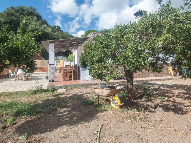 Villa avec 3 Chambres  à Estepona