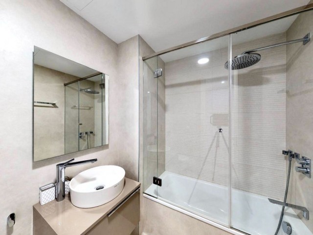 Appartement avec 2 Chambres  à Estepona