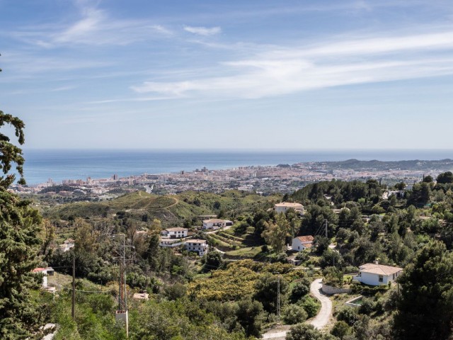 3 Bedrooms Villa in Mijas